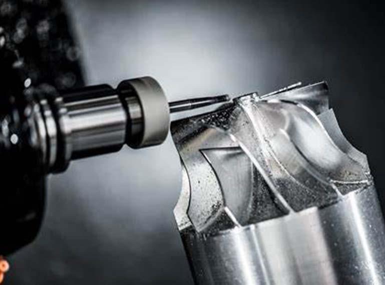 Difference Between Machine Tool and Machining Center