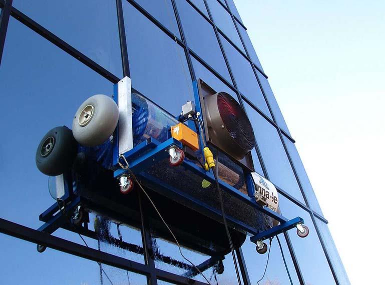 Window glass cleaning machine